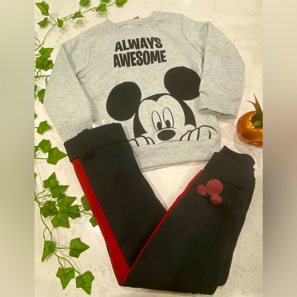 Mickey Mouse 4T kids comfort bundle - Picture 1 of 10